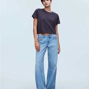 Madewell Softfade Cotton Boxy-Crop Tee Madewell
Oversized comfortable fit.